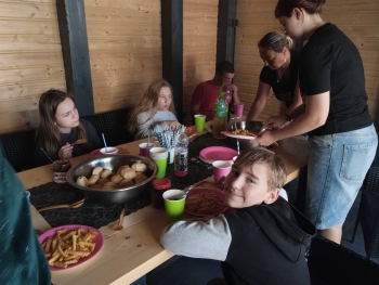 546859820_1387182080079139_4495323265927276189_n