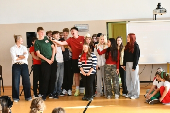 553122496_1400371528760194_417947065187593357_n