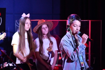 557093869_1406987184765295_5205619476006211767_n