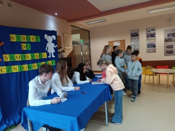 559442700_1414338677363479_3293308157808276807_n