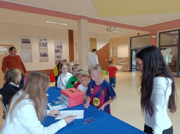 558757211_1414339444030069_6468242284681651140_n