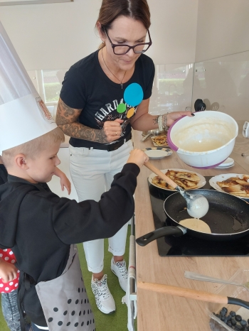 547376549_1389956286468385_2098706668476760238_n