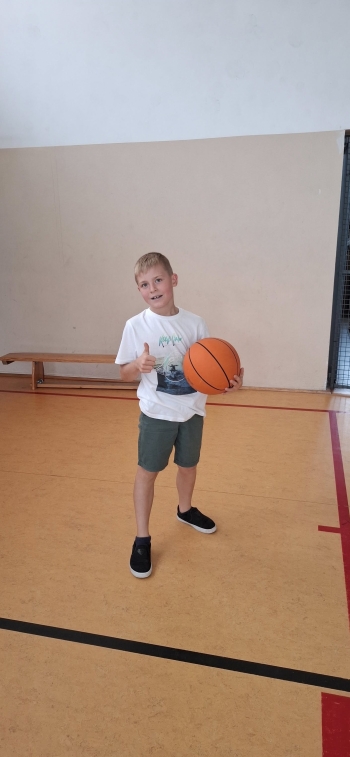 569297062_1426991706098176_4921468371921617747_n