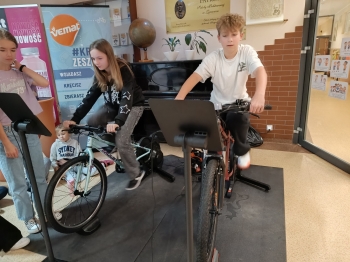 585687147_1454259866704693_5213489391616906412_n