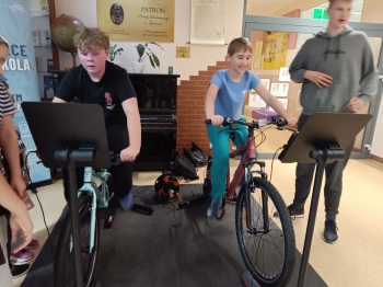 586834726_1454260103371336_8722294171121271200_n