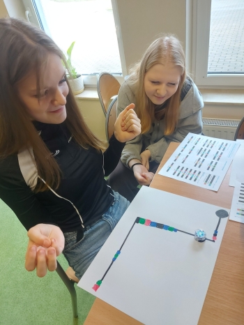 586565897_1456184096512270_6151387645784444798_n