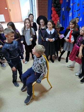 589513301_1461215542675792_5968596567536920480_n