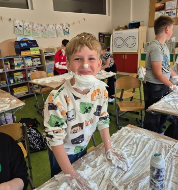 023
