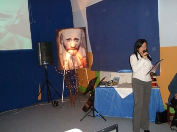 p1000437
