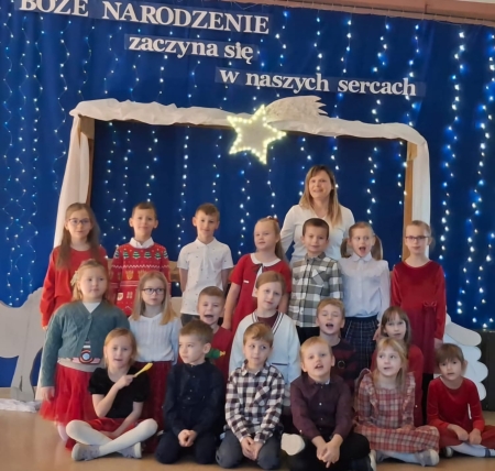 𝐌𝐚𝐠𝐢𝐚 𝐒́𝐰𝐢𝐚̨𝐭 𝐰 𝐤𝐥𝐚𝐬𝐢𝐞 𝐩𝐢𝐞𝐫𝐰𝐬𝐳𝐞𝐣❄🎄