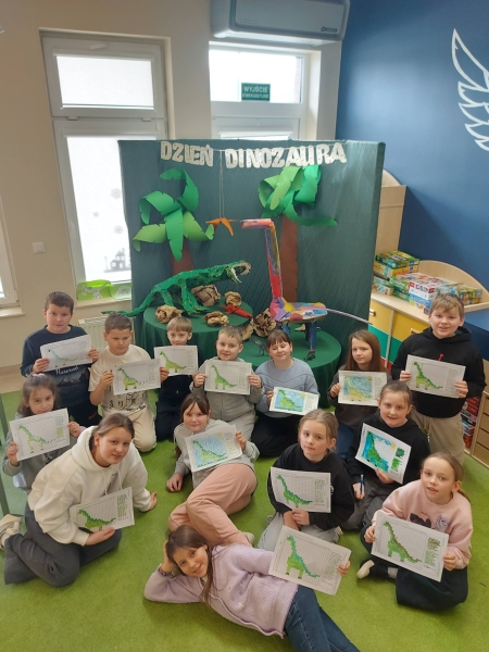 🦕🌿✨ Tydzień Dinozaurów w Kreatywnej Świetlicy ✨🌋🦖