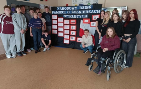NARODOWY DZIEŃ PAMIĘCI O ŻOŁNIERZACH WYKLĘTYCH