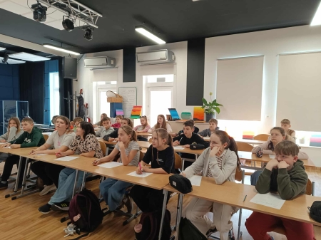 🍀✨ 𝐏𝐢𝐚̨𝐭𝐞𝐤 𝟏𝟑-𝐠𝐨? 𝐃𝐥𝐚 𝐧𝐚𝐬 𝐭𝐨 𝐝𝐳𝐢𝐞𝐧́ 𝐬𝐳𝐜𝐳𝐞̨𝐬́𝐜𝐢𝐚 𝐢 𝐰𝐲𝐳𝐰𝐚𝐧́! ✨🍀