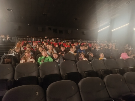 🎬🏒 Dzień Chłopaka z „Wielkimi marzeniami”! 💙✨
